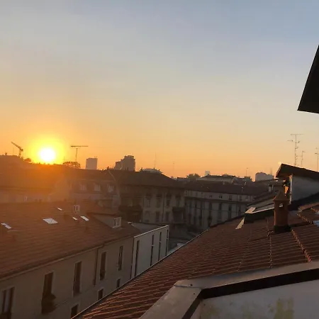 Charming 1-bed In Apartment Milan